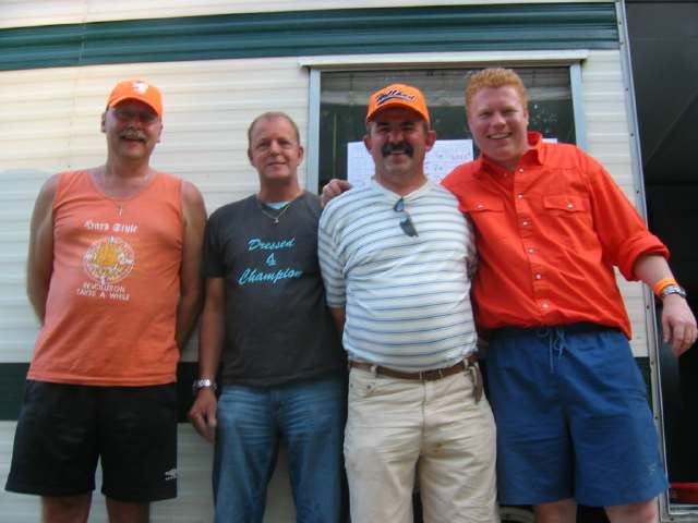 6KAMP 2006 Dorpshuis Vierhouten (Oranje/ijsvereniging)